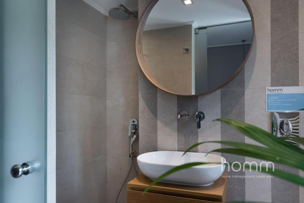 Renovated Homm Apartment In Lycabettus, Pitanis Str Афины Экстерьер фото